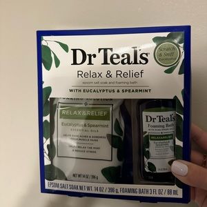 Dr Teals Bath Essentials